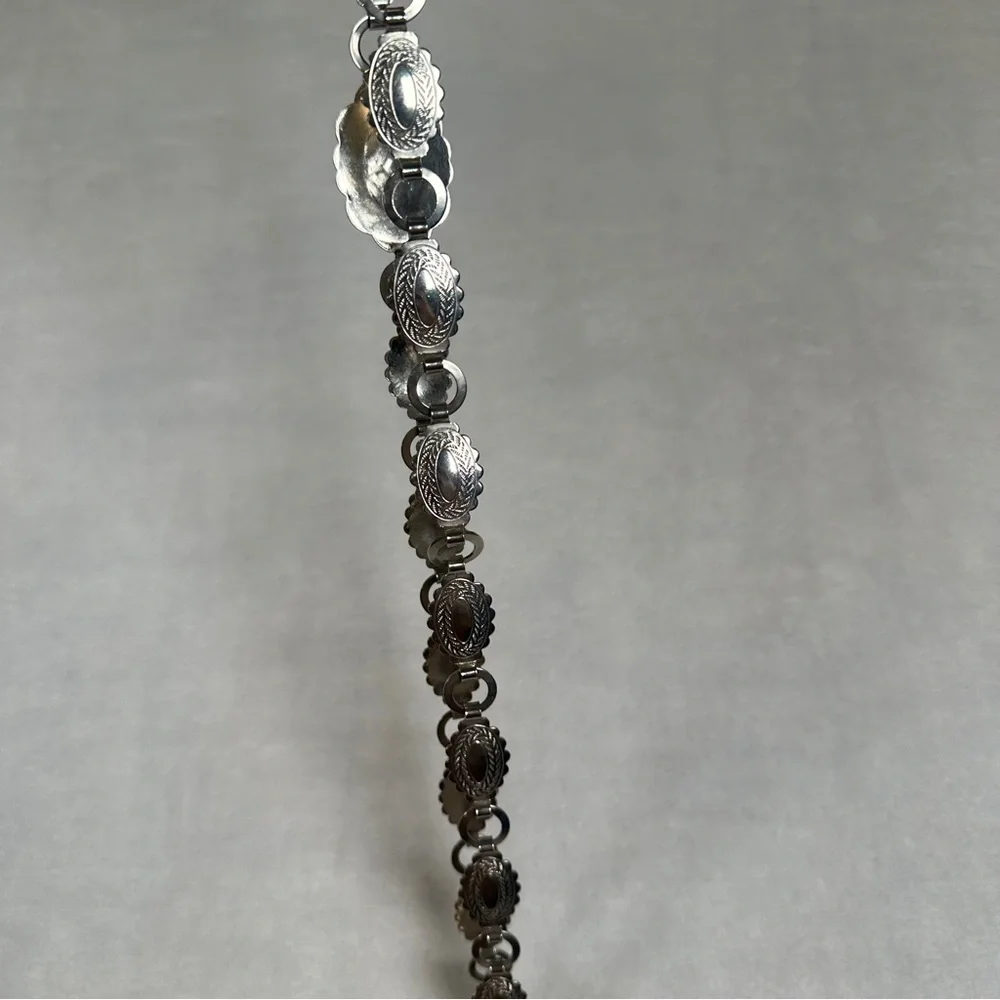 Conco belt dainty Silver western coastal‎ cowgirl oval thin small statement